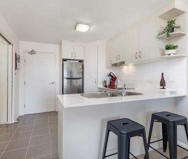 Crestwood Apartment Living - Photo 6