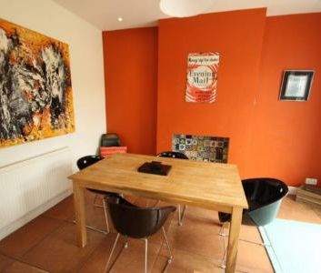 Kew Drive, Leicester - Photo 3