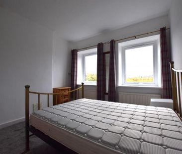 2 Bedroom Terraced To Let - Photo 4