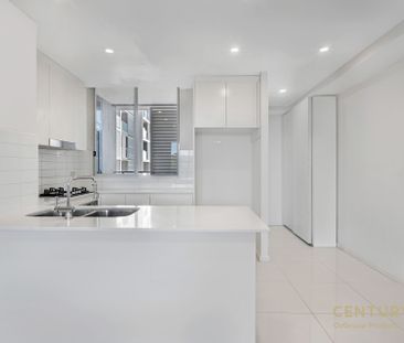 Spacious 2 Bed + 2 Bath + 1 Parking Apartment in the Heart of Burwood! - Photo 6
