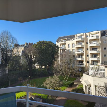 Location Appartement 2 pièces 53m² ANGERS 49100 - Photo 3