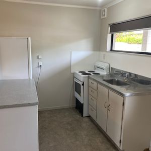 A comfortable and affordable living space - Photo 2