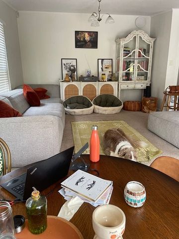 Charming 1BR available in a 3BR Northcote Gem - Photo 4