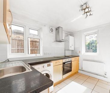 1 bedroom ground floor flat to rent - Photo 4