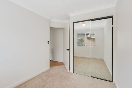 STUNNING RENOVATED UNIT IN THE HEART OF COOLANGATTA - Photo 5