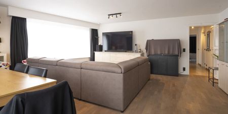 Appartement te huur in Borsbeek voor € 1.100 met 3 slaapkamers - Foto 2