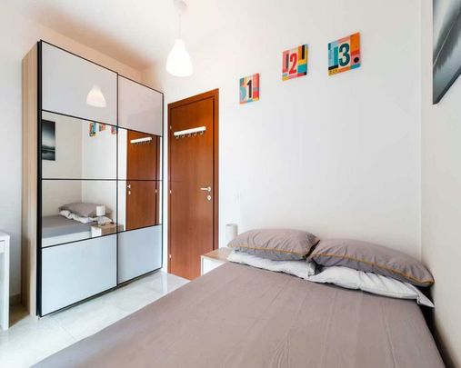 Via Giuseppe Regaldi, Milan, Lombardy 20161 - Photo 1