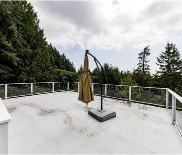 4554 Woodgreen Drive, West Vancouver - Photo 2