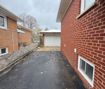 For Lease - 98 Newton Drive Unit# Basement, Toronto, Ontario - Photo 3