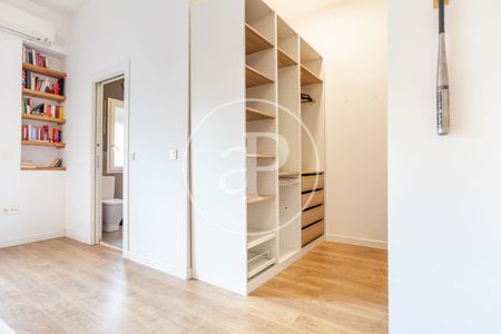 Penthouse for rent with views in Botánico (Valencia) - Photo 4