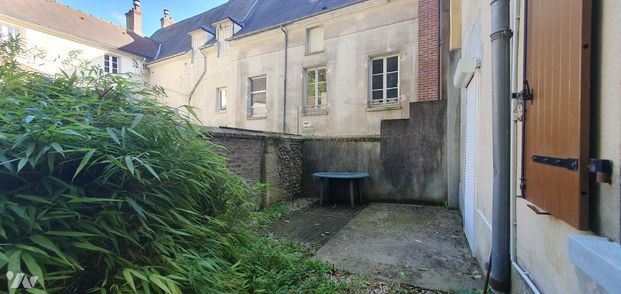 APPARTEMENT T2 au rch. 30 m2, petit jardin privatif, petite résidence centre village - Photo 1