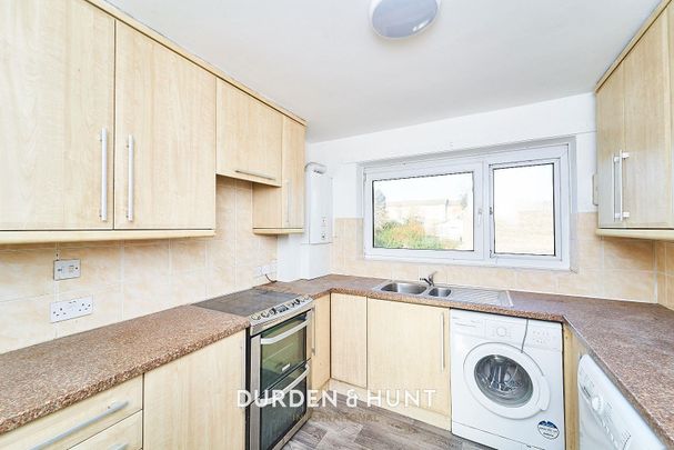 Scarfe Way, Colchester - Photo 1