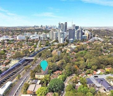 Large Light Filled Unit - 10 min walk to Chatswood Station - Photo 4