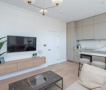 2 Bed Flat, Chivalry Road, SW11 - Photo 5