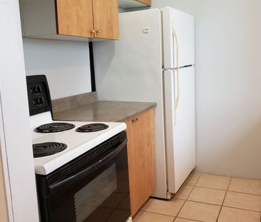 For Lease - 12472 Chinguacousy Road Unit# Unit 1, Caledon, Ontario - Photo 2