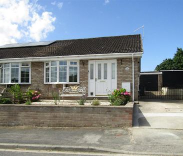 2 bedroom bungalow to rent - Photo 1