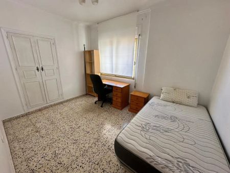 Piso de alquiler en Calle Carlos III, Casco Antiguo - Photo 5