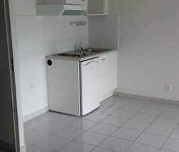 Location Appartement 2 pièces 40m² PERPIGNAN 66100 - Photo 1