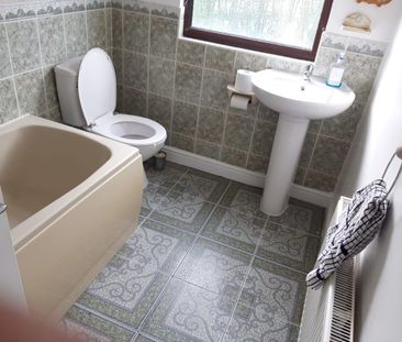 Room in a Shared House, The Riding, LE4 - Photo 5