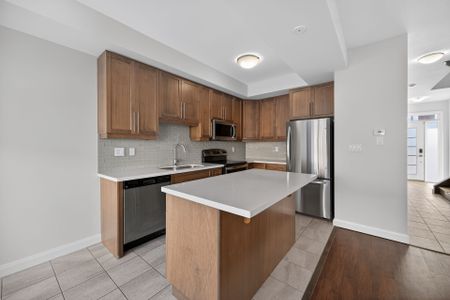 For Lease - 9 Rouley Lane, Hamilton, Ontario - Photo 5