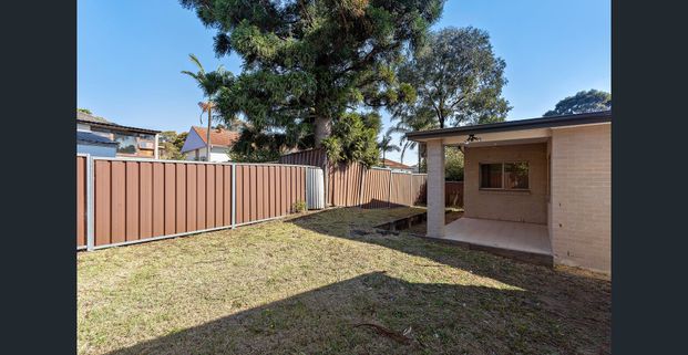 Modern Granny Flat - Photo 1