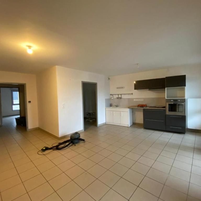 Appartement T3 avec terrasse récent - Photo 1