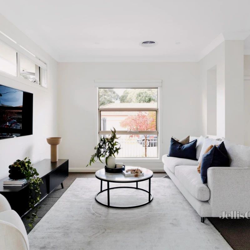 3 Bed, 1 Bath - Photo 1