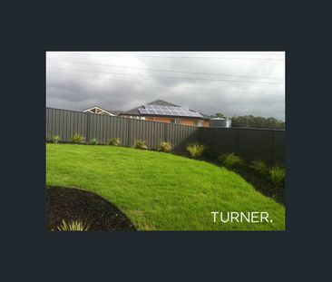 Lovely 3 Bedroom Family Home - Photo 3