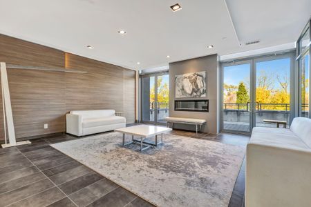 For Lease - 5230 Dundas Street Unit# 331, Burlington, Ontario - Photo 4