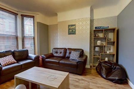 4 bedroom house to rent - Photo 3