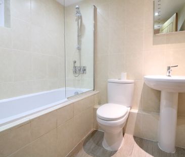 High Street, Dorking - 1 bedroomProperty for lettings - Seymours - Photo 5