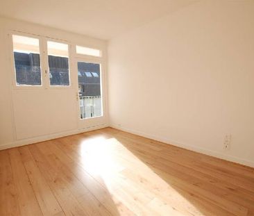 Location Appartement 4 pièces 69m² CHERBOURG-EN-COTENTIN 50100 - Photo 6