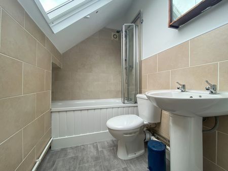 Marlborough Road, Roath - Photo 2