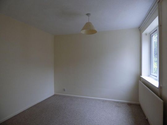 2 bedroom bungalow to rent - Photo 1