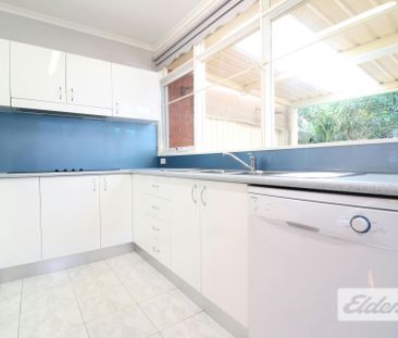 Two-Bedroom Townhouse with Air Conditioning in Canley Vale - Photo 3