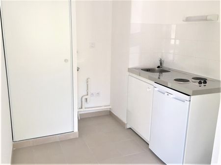 Location Appartement 2 pièces 39m² NANTES 44000 - Photo 4