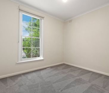 Quiet and Well Positioned Welcoming Unit in Balwyn North - Photo 1