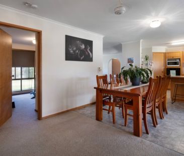 2 Burgess Court, Newstead - Photo 1