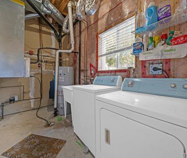 For Lease - 1543 Hummingbird Court, Pickering, Ontario - Photo 1