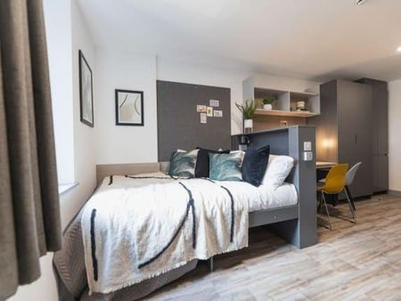 1 bedroom in a flat share to rent - Photo 5