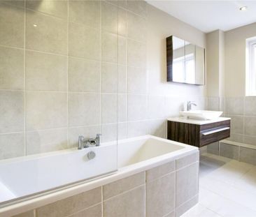 2 bedroom terraced house to rent - Photo 6