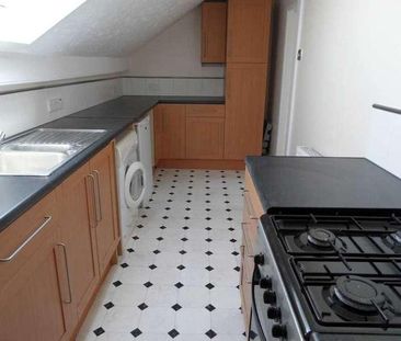 Festing Grove, Southsea, PO4 - Photo 6