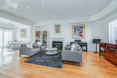 For Lease - 10 Filmic Lane, Toronto, Ontario - Photo 3