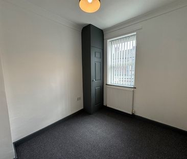 2 Bed Terraced House, Bala Street, L4 - Photo 2