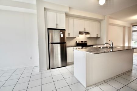 For Lease - 37 Queenpost Drive, Brampton, Ontario - Photo 2