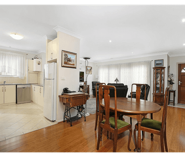 3 bedroom Villa with Double Garage - Photo 3