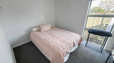 ROSLYN - 3 bedrooms - Photo 4