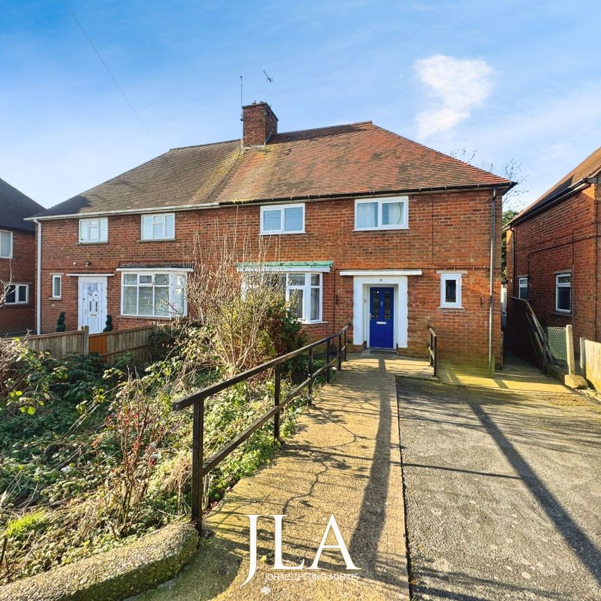 4 bed semi-detached house to rent in Aylestone Lane, Wigston, LE18 - Photo 1