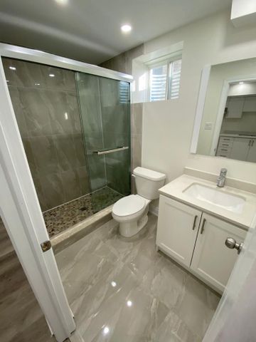 For Lease - 16 Herrick Drive, Brampton, Ontario - Photo 5