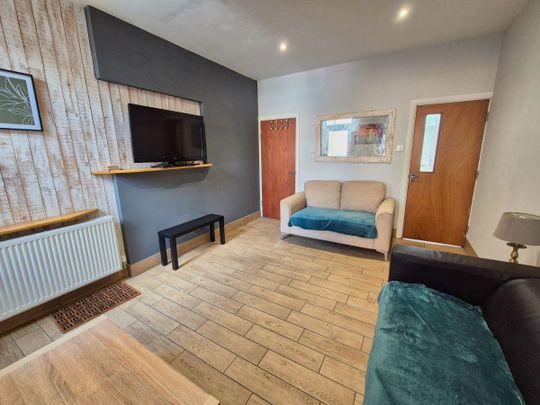 5 bedroom house share to rent - Photo 1